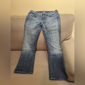 7 For All Mankind Bootcut Jeans / Distressed / Size 29